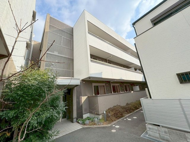 リッツ・ヴィラージュの外観