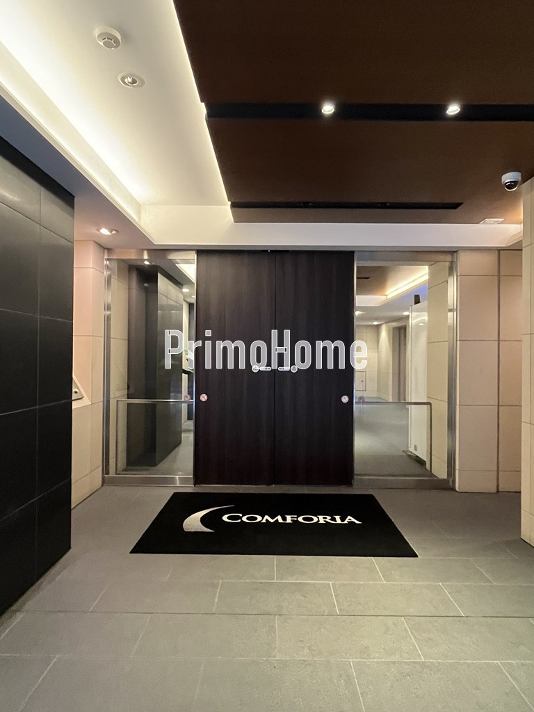 コンフォリア秋葉原イーストのロビー