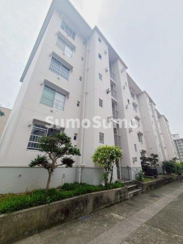宝塚光明住宅１号棟の外観