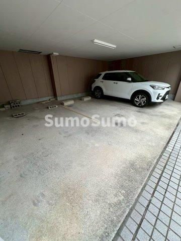 ラピーヌⅡの駐車場