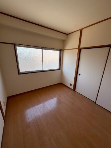 マエダマンションの寝室|寝室にいかがでしょうか