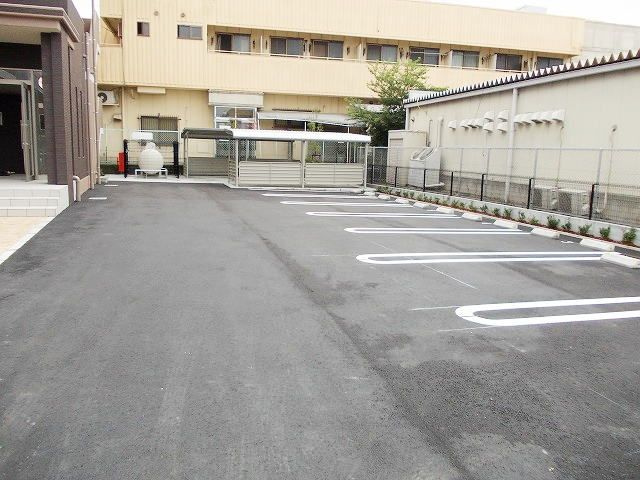 マウントック・フォルテの駐車場