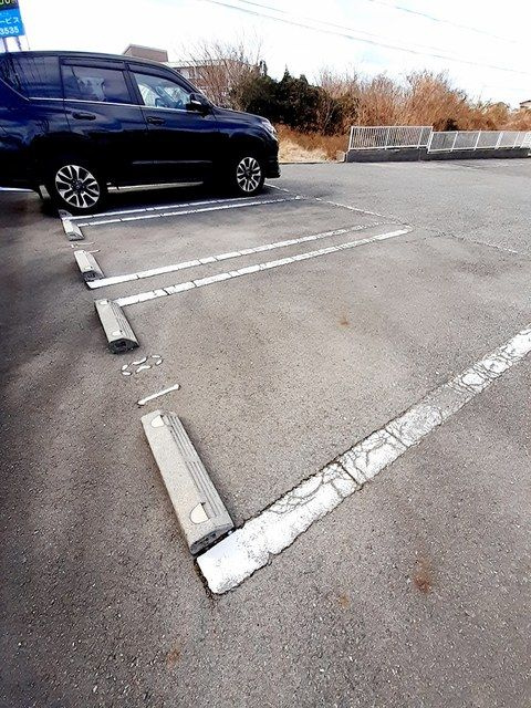 マウントック・ストークの駐車場
