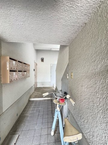 小林マンションのロビー