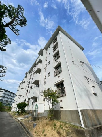 垂水上高丸住宅A棟