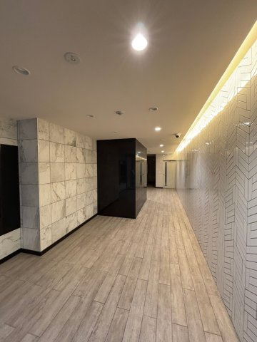 ララプレイス四天王寺前夕陽丘プルミエのロビー|建物の内部です
