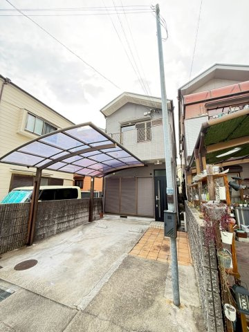 多聞台2丁目貸家の駐車場