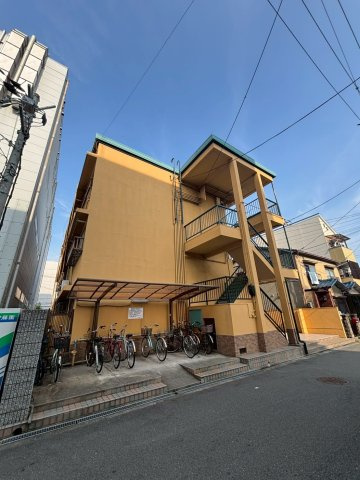 川端ハイツの外観