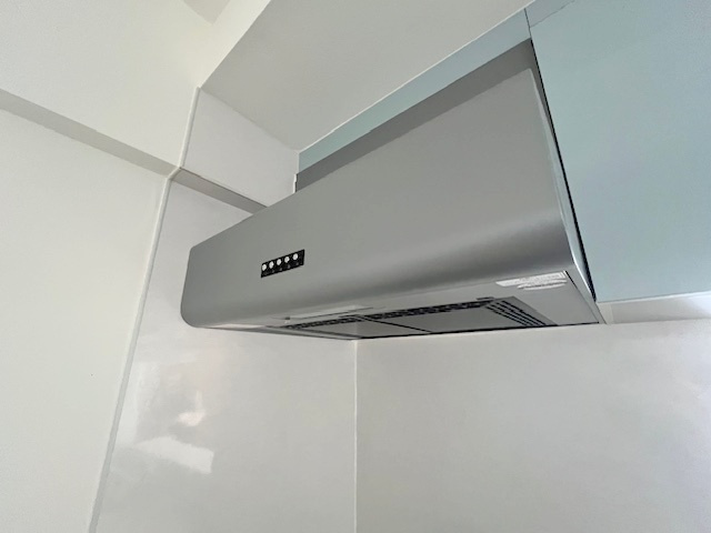 ■高座郡寒川町一之宮7丁目　ソフィア茅ヶ崎D号棟のキッチン|レンジフード◇