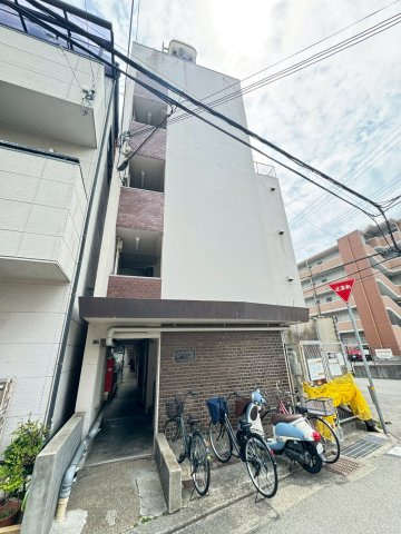 大石北町マンションの外観