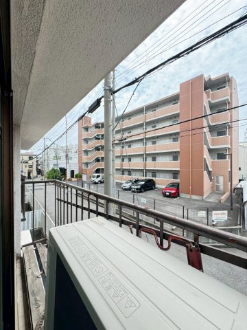 大石北町マンションのバルコニー