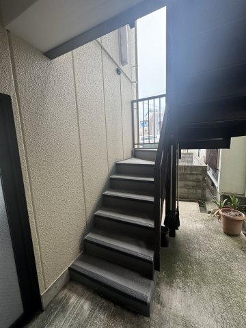 広末マンションのロビー