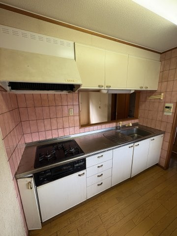 妙法寺菅ノ池戸建のキッチン|お料理しやすいキッチンです