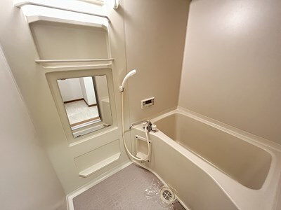 【浴室】 | グランアンジュB