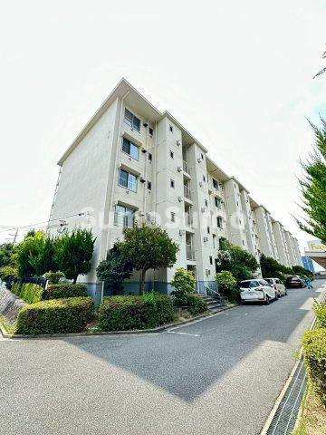 小束山住宅２号棟