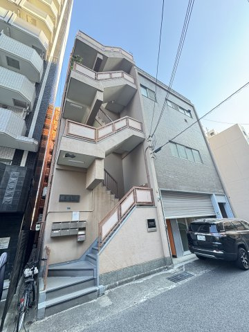 國見ビルの外観