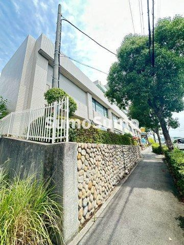 学園西カレッジハイツのエントランス|ゆとりのあるエントランスです