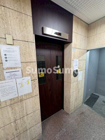 大国町レジデンスのロビー|毎日通るロビーはこのようになっています