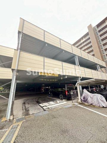リーデンスクエア学園東町の駐車場|カースペースがあります