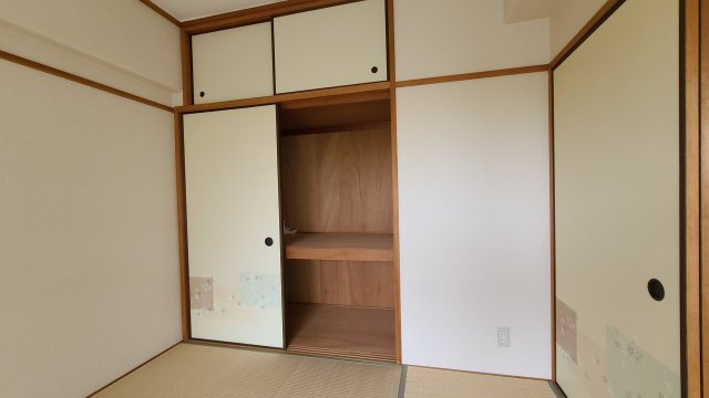 シティハイツ鈴蘭台の収納|同タイプ別部屋参考写真☆神戸市北区　シティハイツ鈴蘭台☆