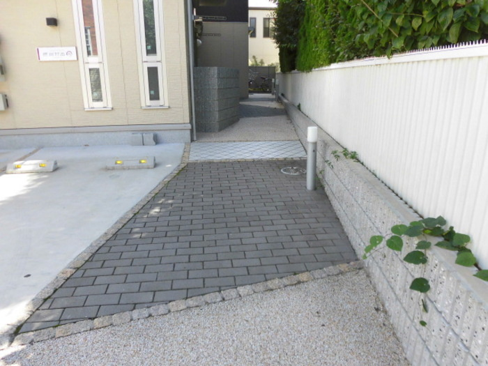 摂州打出住のエントランス