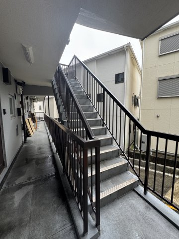 平和台マンションのロビー