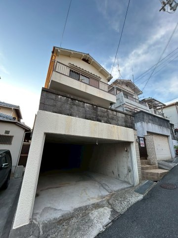 垂水区塩屋台2-6-16戸建の外観|外観は落ち着いています