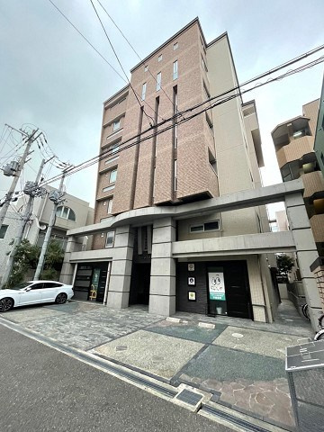 マテリアル甲東園の外観
