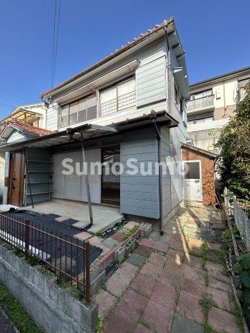 垂水区歌敷山戸建の外観|きれいな外観です