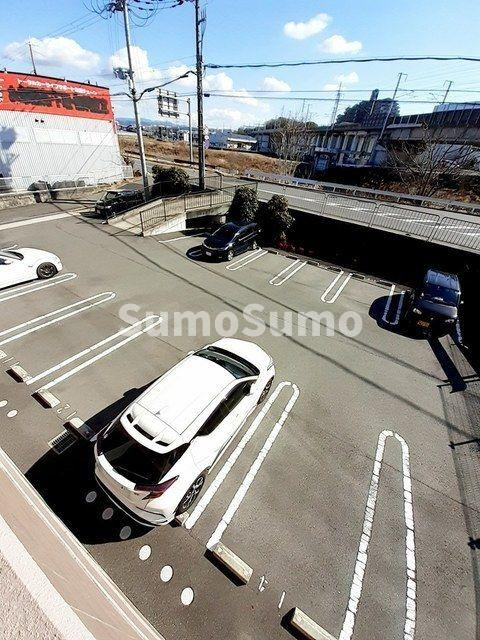 マウントック・フォルテの駐車場|カースペースがあります