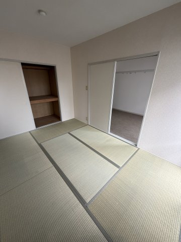 山本ハイツの寝室
