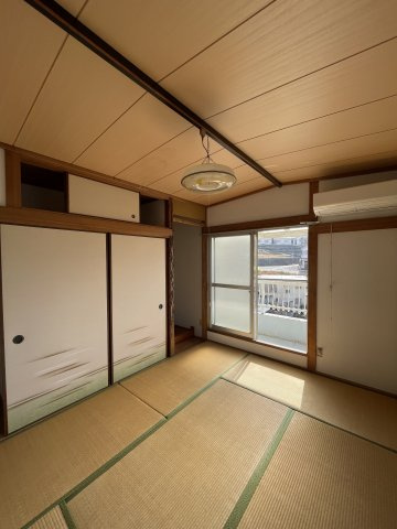妙法寺津江田貸家の和室
