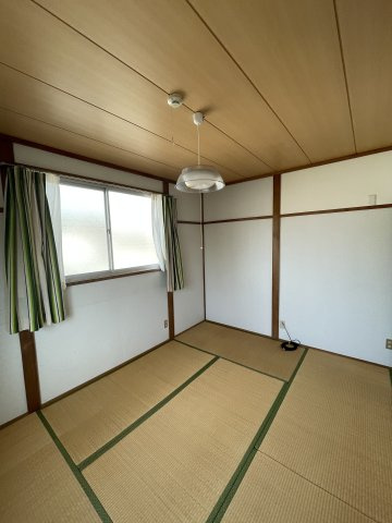 妙法寺津江田貸家の和室