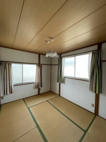 妙法寺津江田貸家の和室