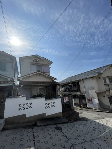 妙法寺津江田貸家の外観