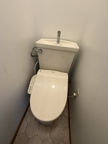 御船通3丁目戸建のトイレ