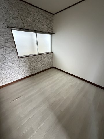 口ノ川23-4戸建の洋室