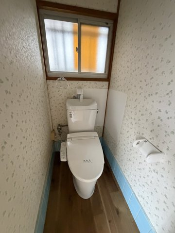 口ノ川23-4戸建のトイレ