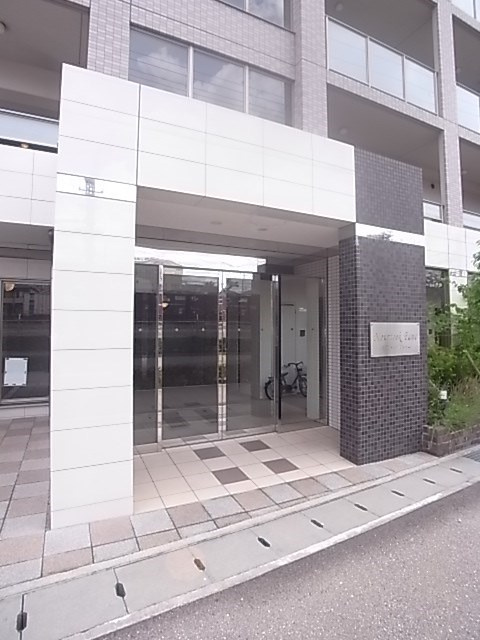マウントック・フェイムのエントランス