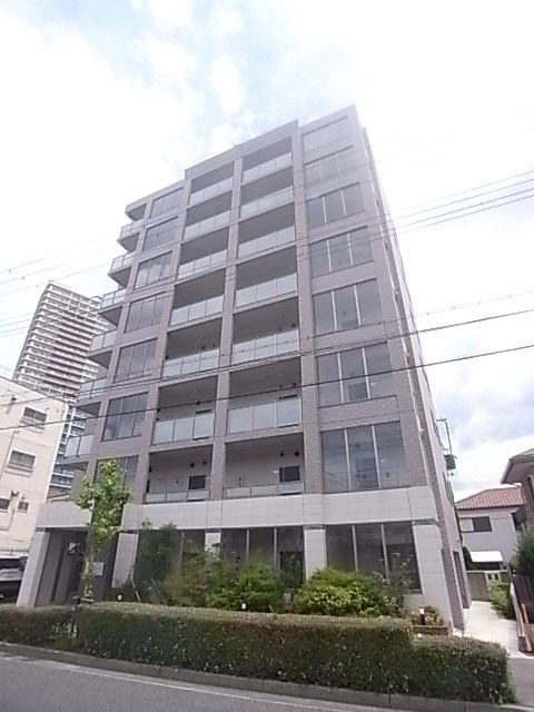 マウントック・フェイムの外観
