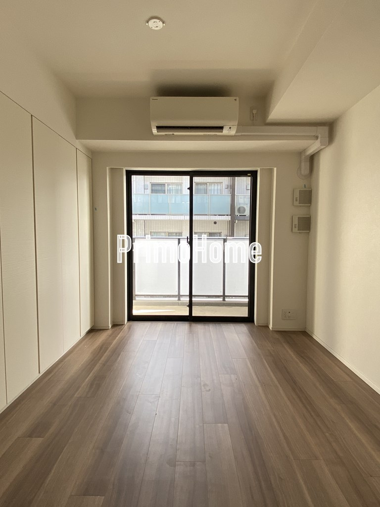 コンフォリア秋葉原イーストの寝室