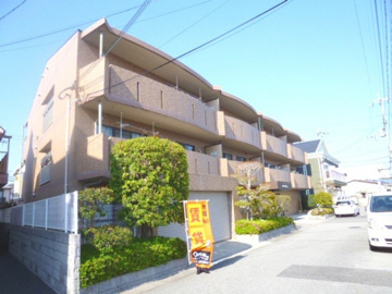 敷地内に駐車場あります！