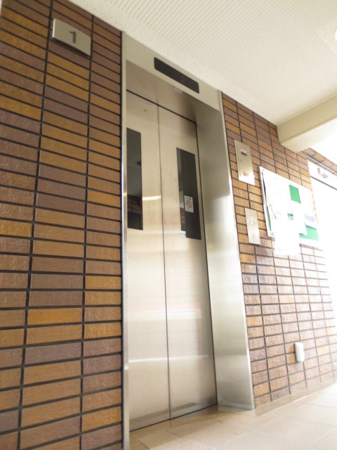 プレジール天神のその他共用部分|エレべーター