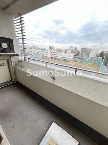 プラウドフラット三軒茶屋のバルコニー