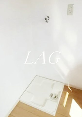 【設備】 | レスク中目黒アパートメント | 室内洗濯機置場です。