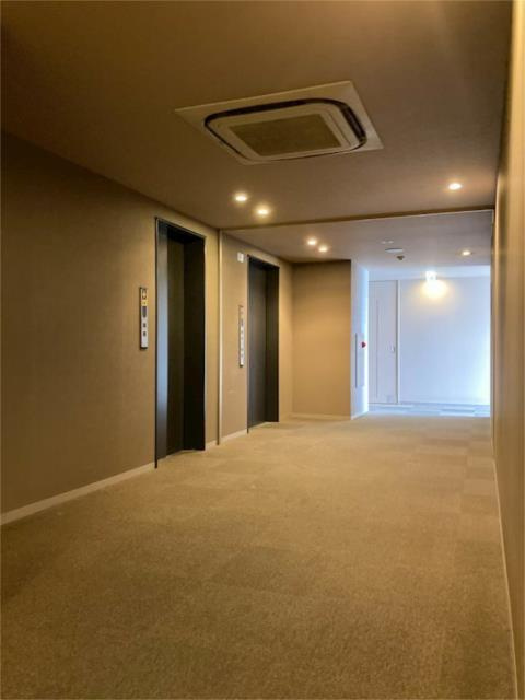 フェニックス西参道タワーのロビー| 