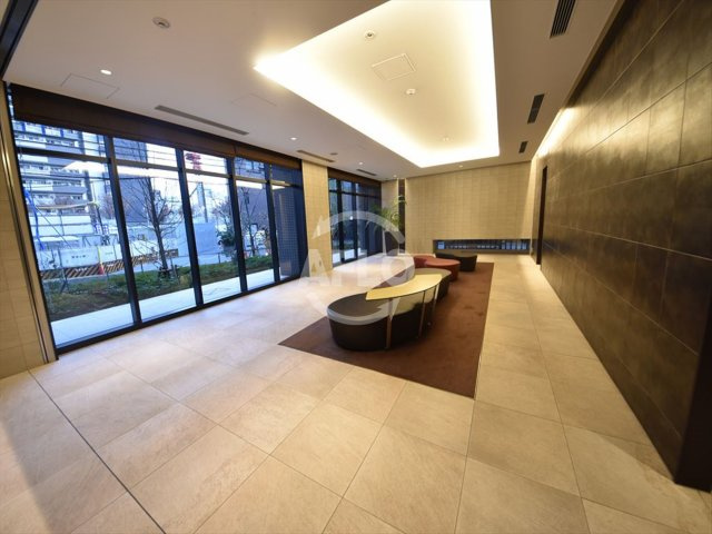 ロジュマンタワー梅田　扇町小学校区のロビー|ロジュマンタワー梅田　ロビー