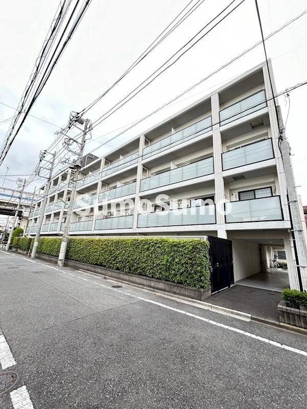 プライムアーバン用賀Ⅱのエントランス
