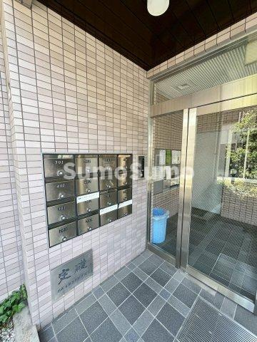 フォレスト駒沢 のエントランス|建物の内部です