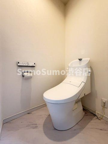 プライベートプレイス広尾のトイレ|コンパクトで使いやすいトイレです